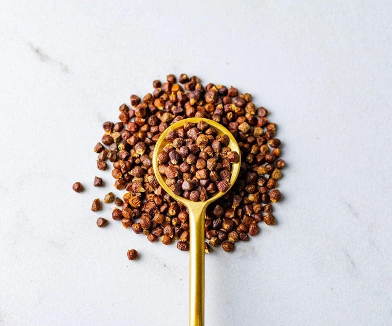 Savory Spice Shop حبوب الجنة المتبلة - فلفل ميليغوتا الكامل (2.8 أونصة) - Image 2